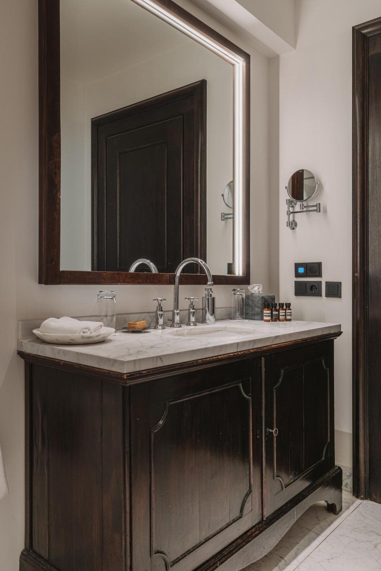 Hotel Purs Андернах Екстериор снимка