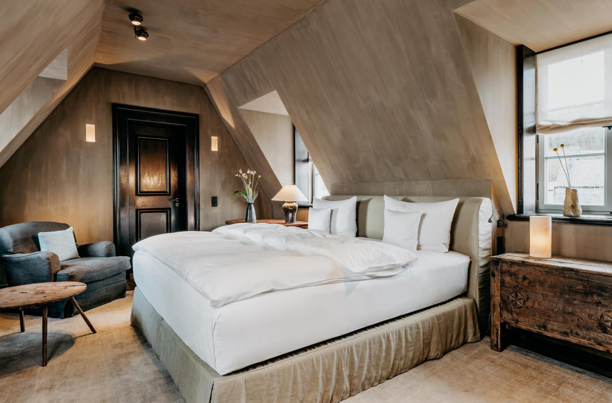 Hotel Purs Андернах Екстериор снимка